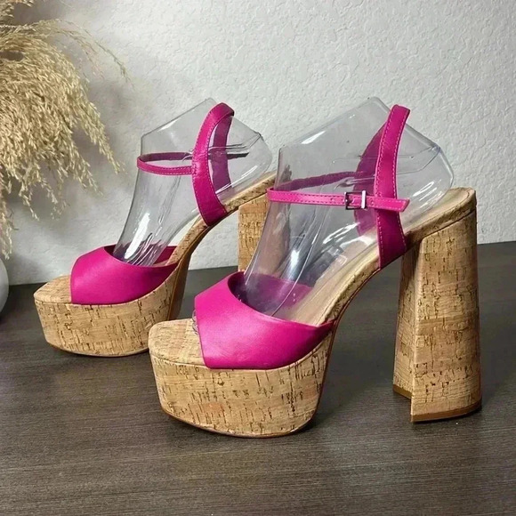 Schutz Glayce Leather Platform Sandals - Picture 7 of 12